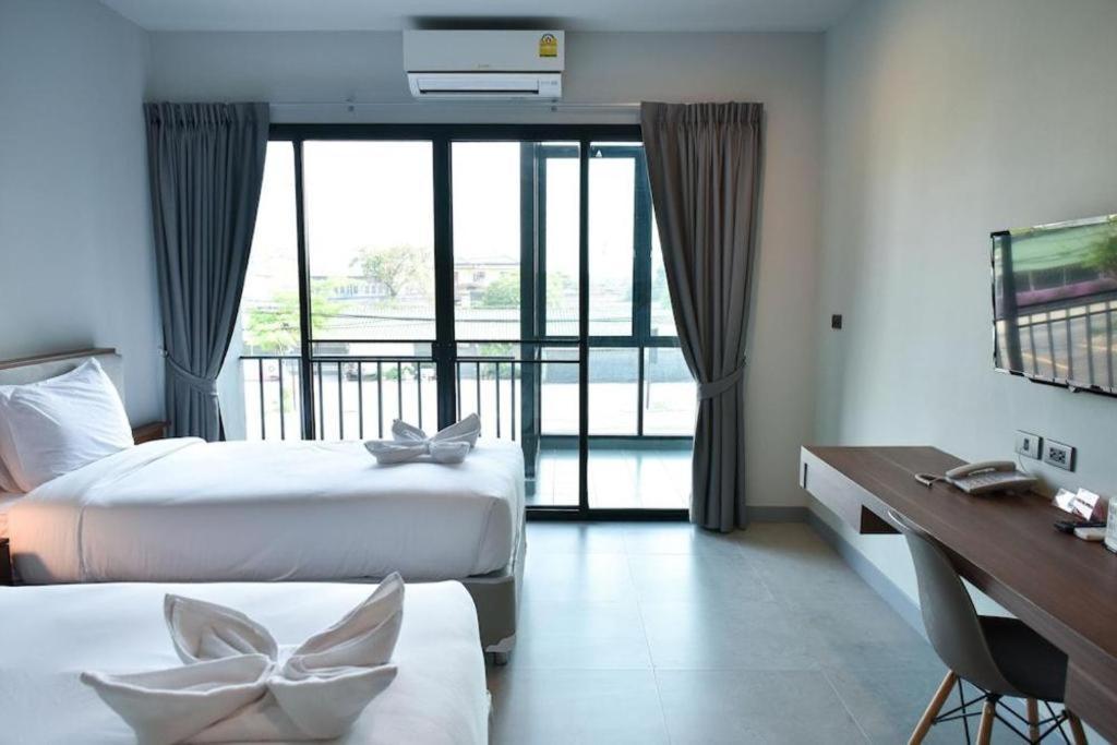 @Sleep Hotel Nakhon Pathom Exterior photo